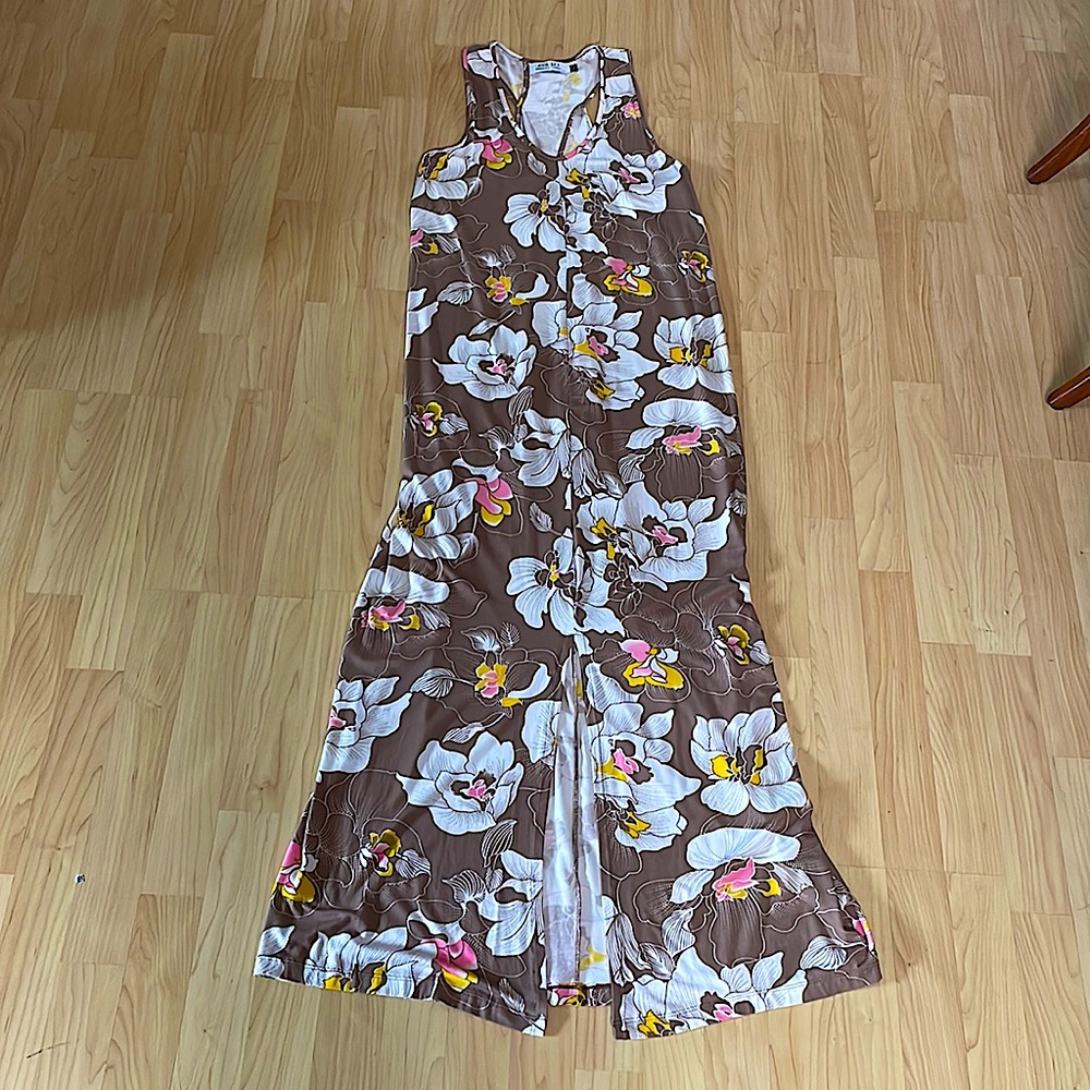Fighting eel maxi dress, size women’s M